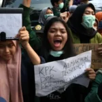Influencer dan buzzer: Bagaimana Generasi Z memakai media sosial untuk gerakan sosial dan politik